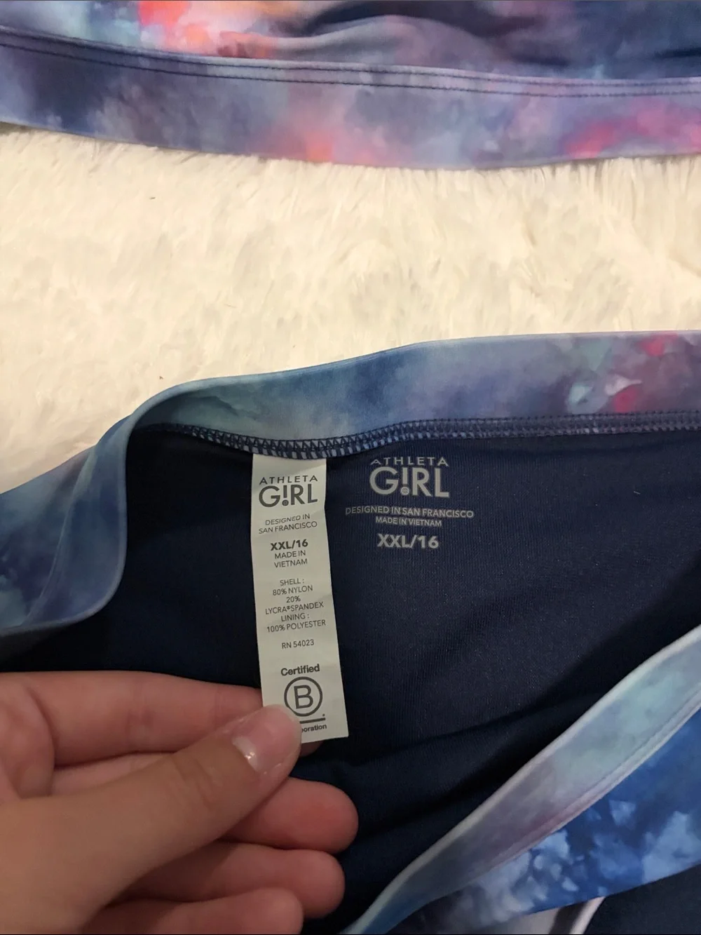 Athleta good lightly